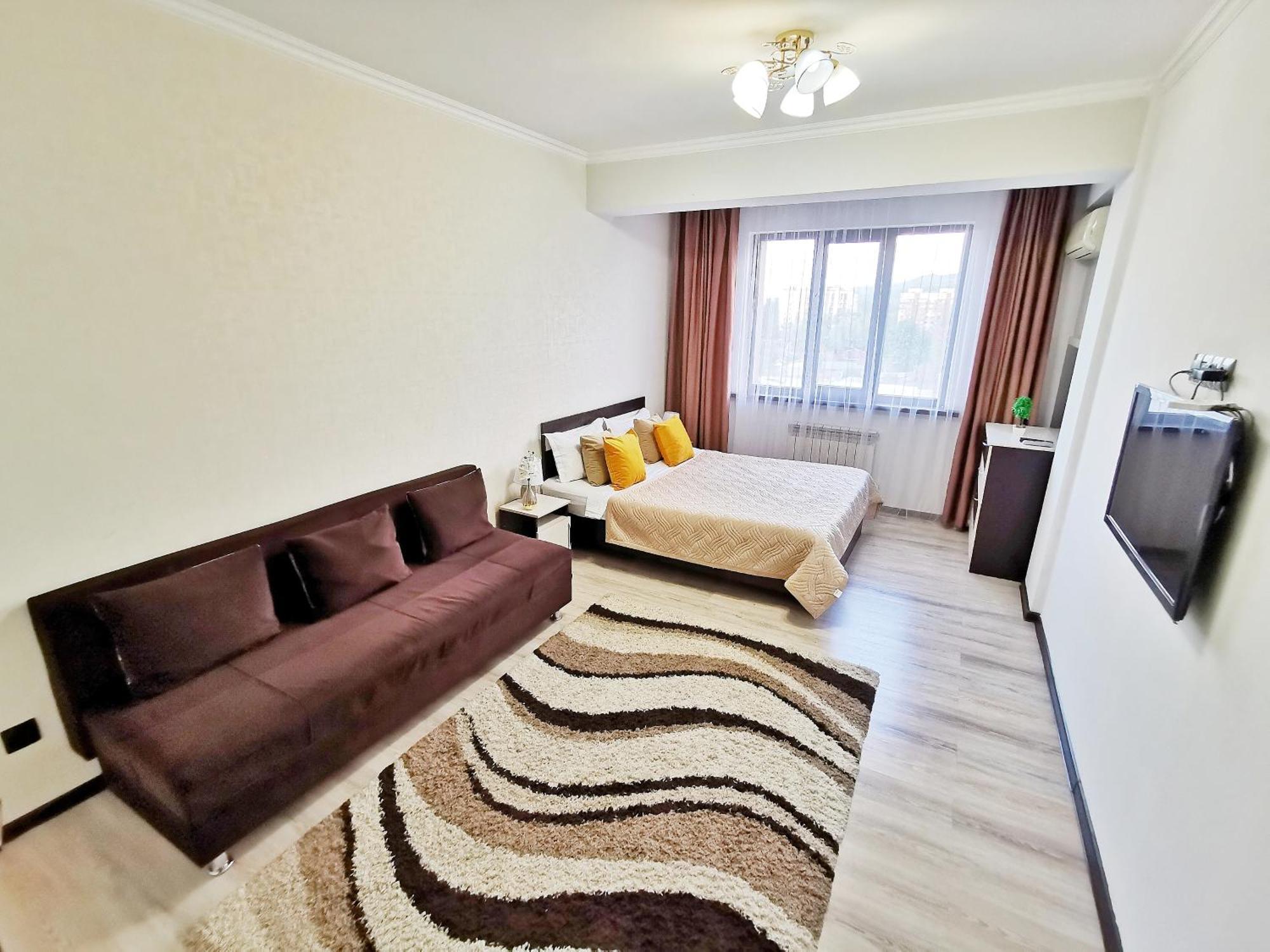 Appartments " Zhetysu-4" Almati Kültér fotó