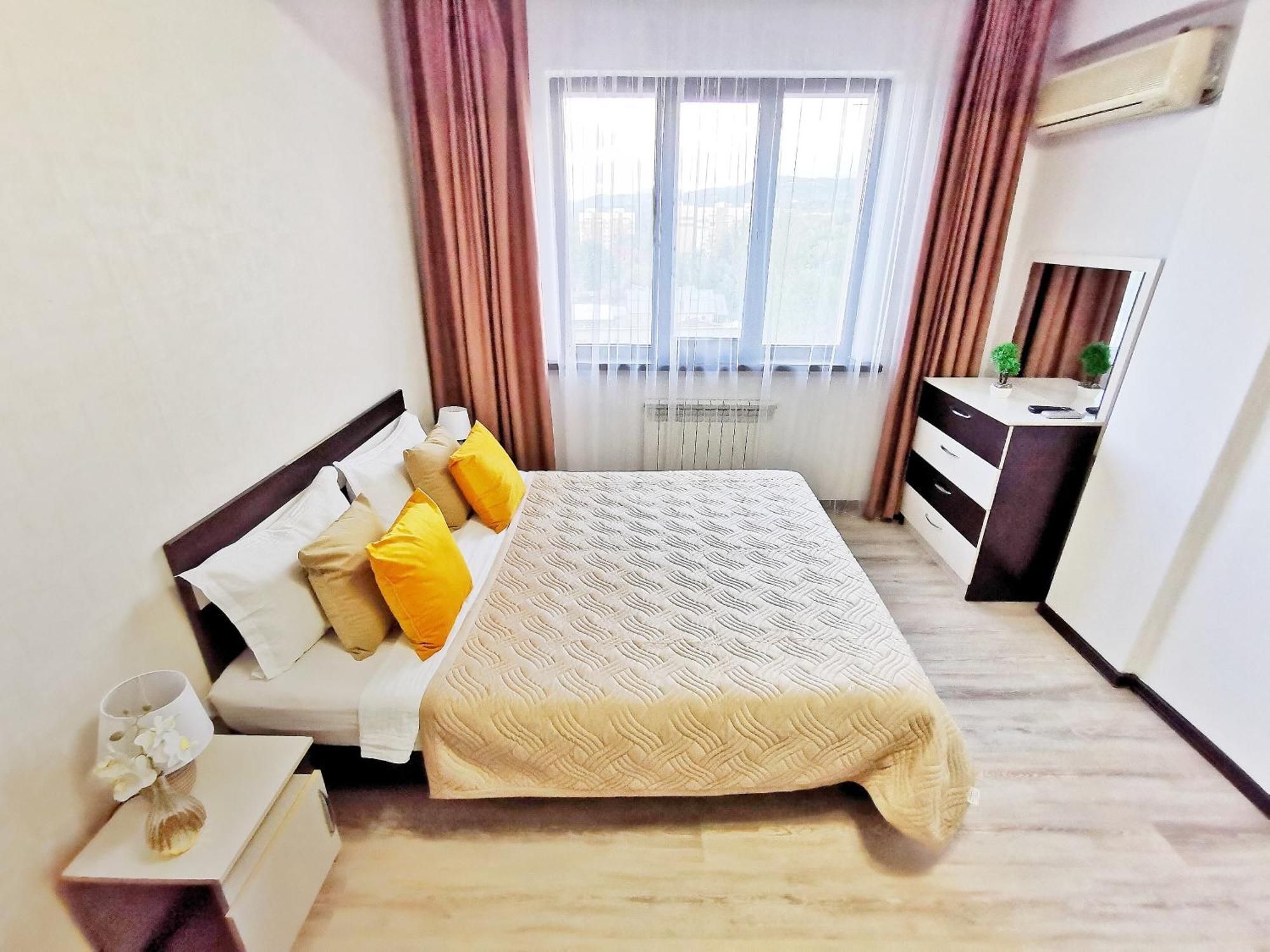 Appartments " Zhetysu-4" Almati Kültér fotó