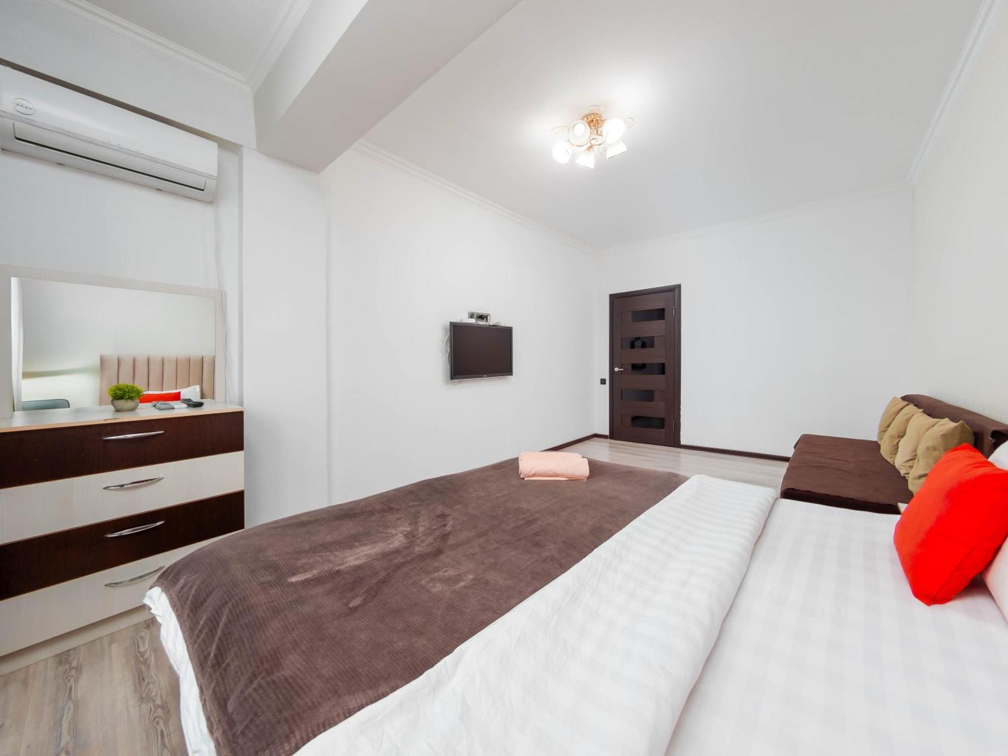 Appartments " Zhetysu-4" Almati Kültér fotó