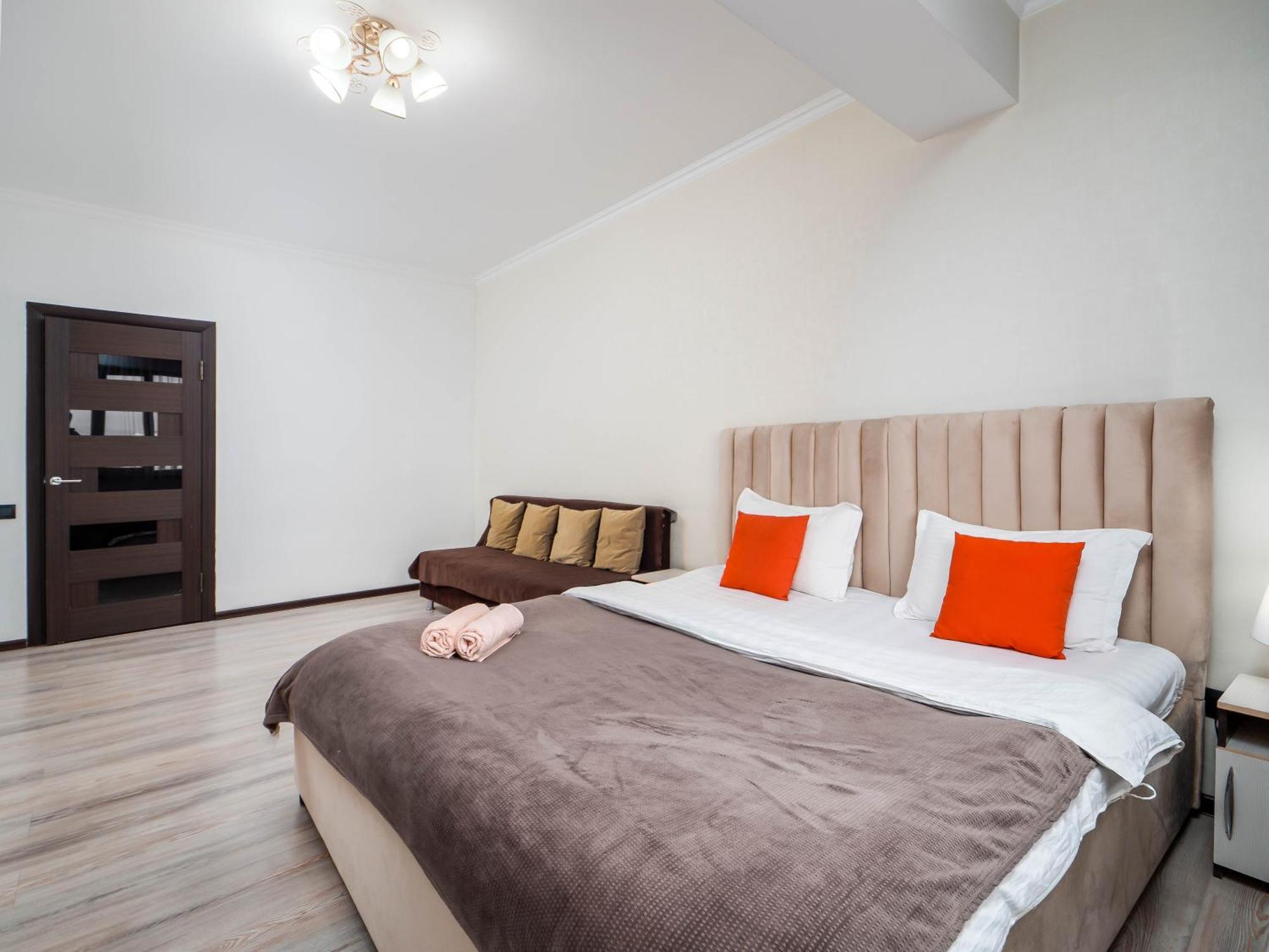Appartments " Zhetysu-4" Almati Kültér fotó