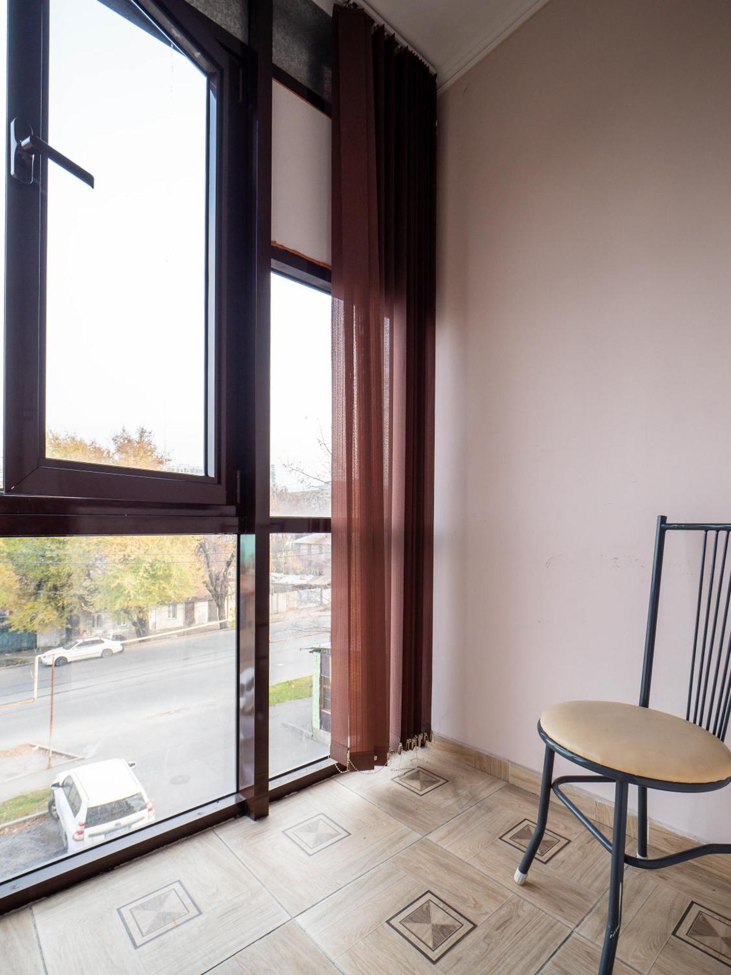 Appartments " Zhetysu-4" Almati Kültér fotó